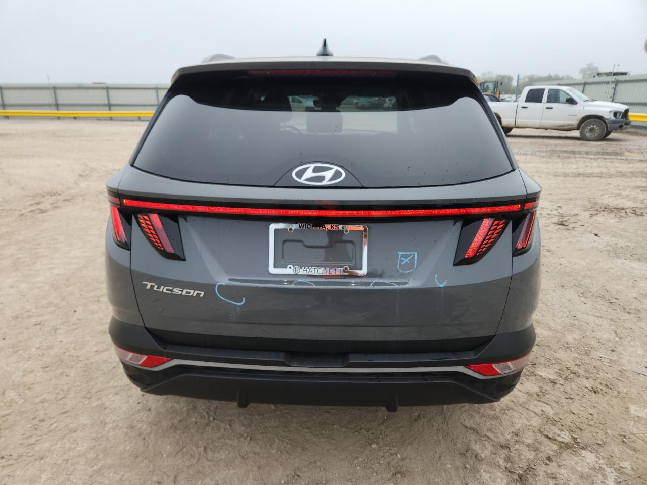 2024 HYUNDAI TUCSON SEL photo 6