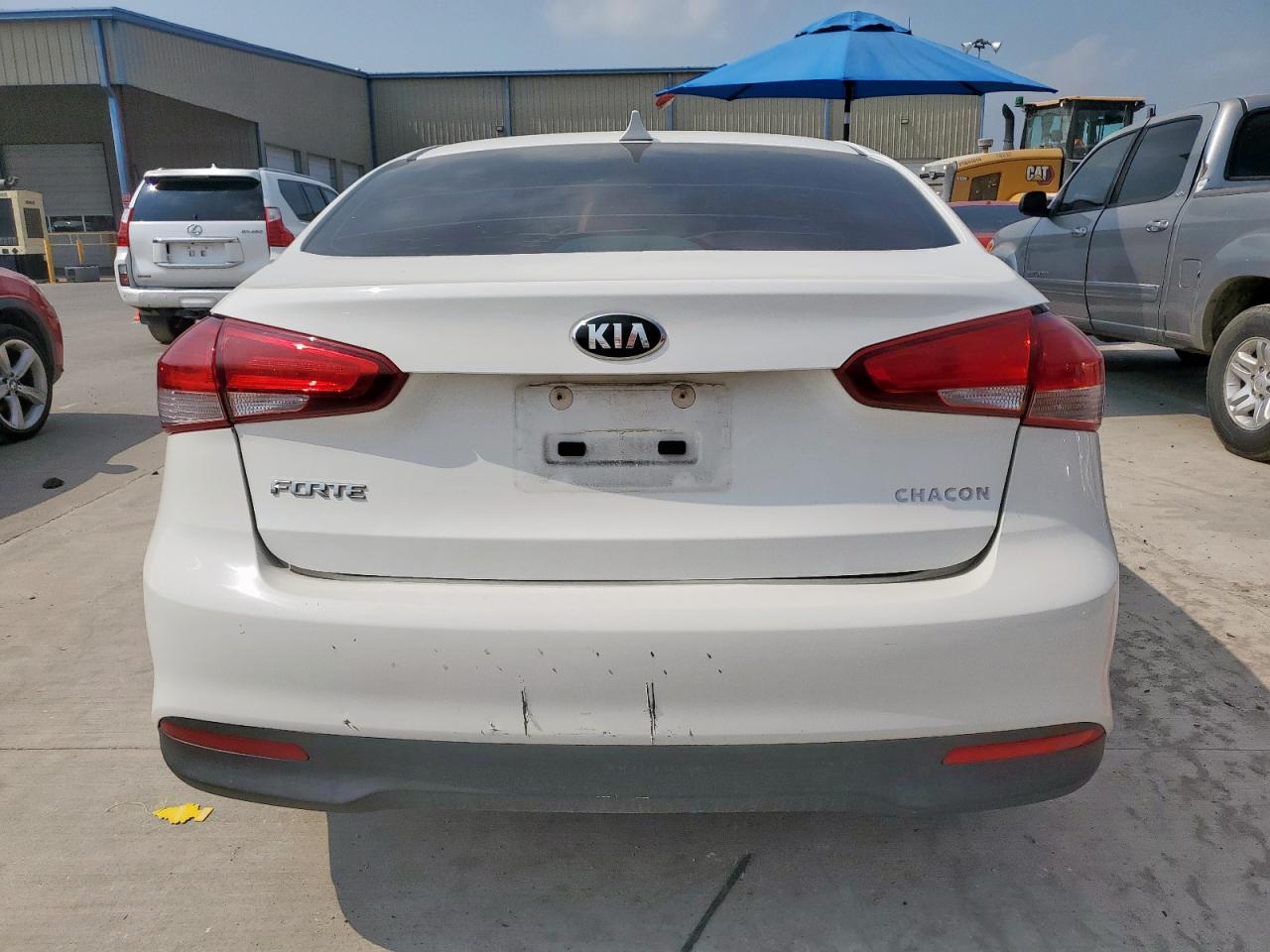 2017 KIA FORTE LX photo 16