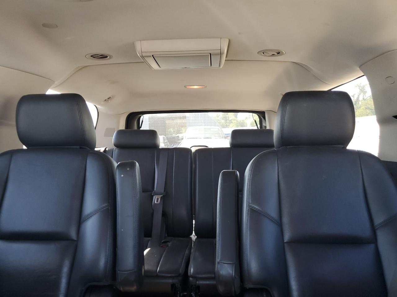 2012 GMC YUKON XL DENALI photo 10