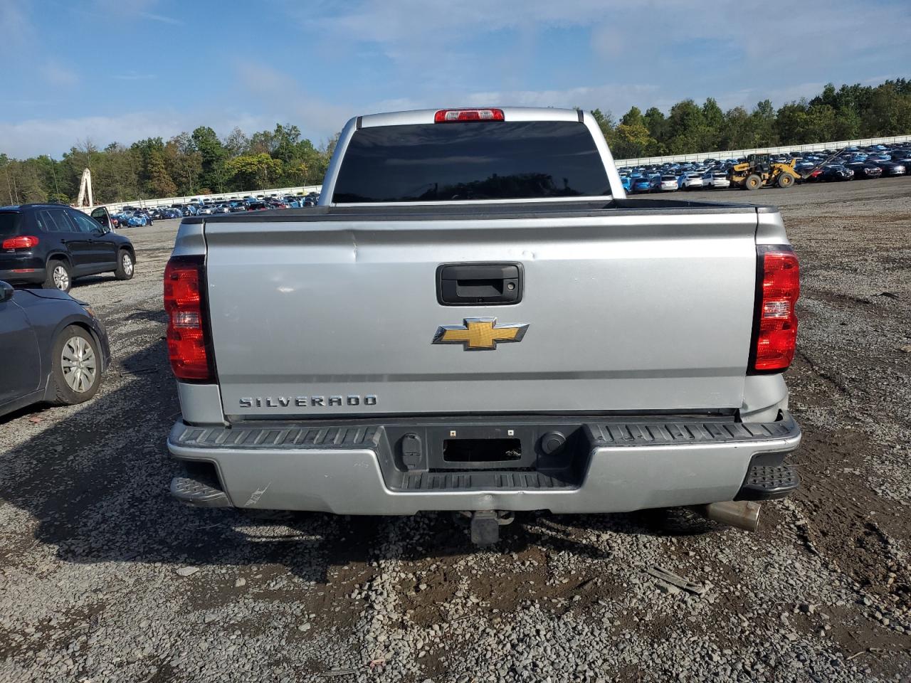 2017 CHEVROLET SILVERADO K1500 LT photo 16