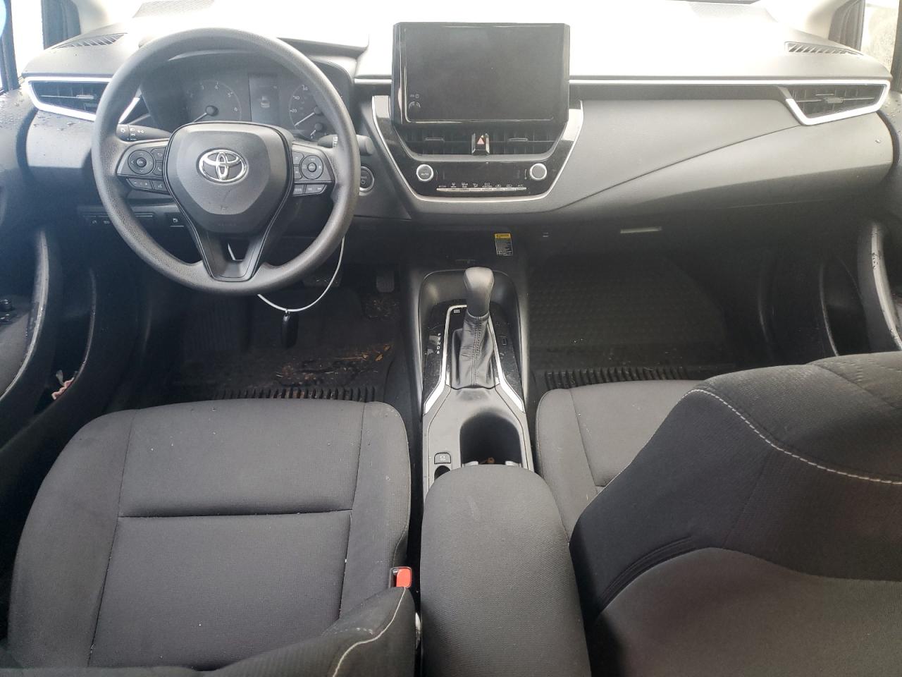 2025 TOYOTA COROLLA LE photo 15