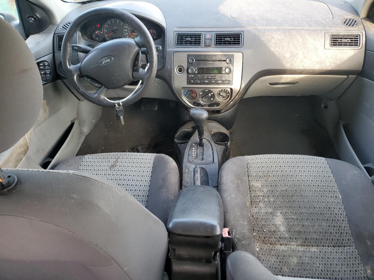 2006 FORD FOCUS ZX4 photo 8
