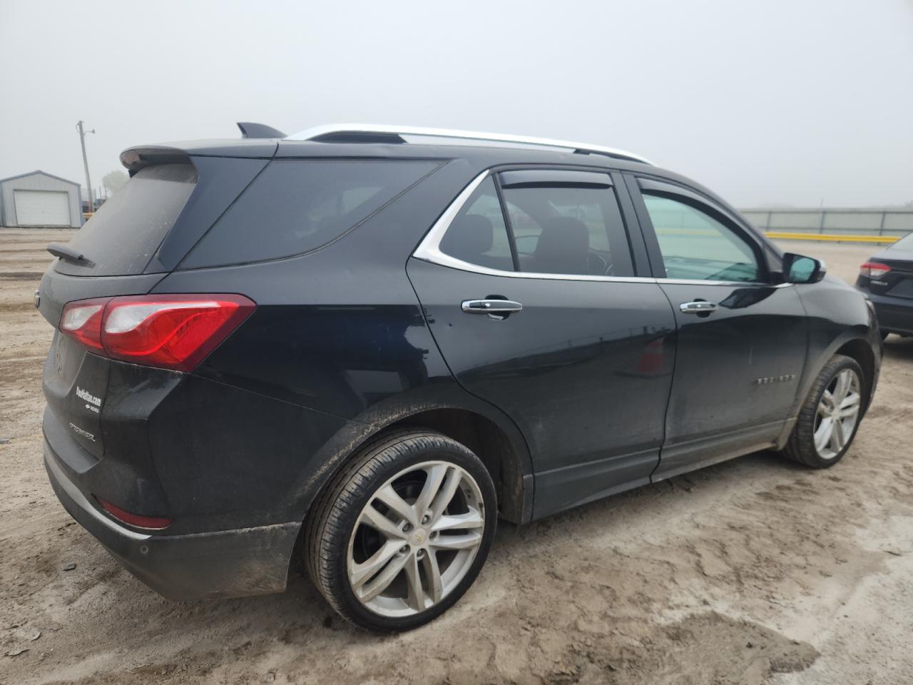 2019 CHEVROLET EQUINOX PREMIER photo 3
