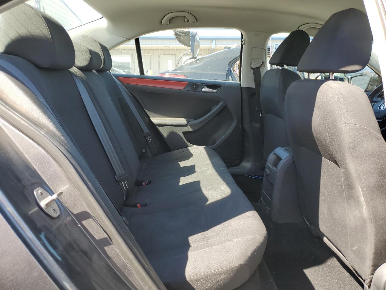2016 VOLKSWAGEN JETTA S photo 10