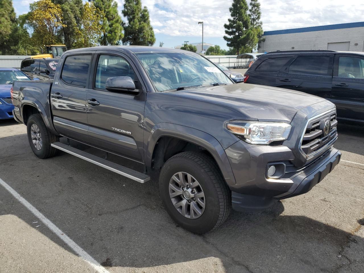 2019 TOYOTA TACOMA DOUBLE CAB photo 4