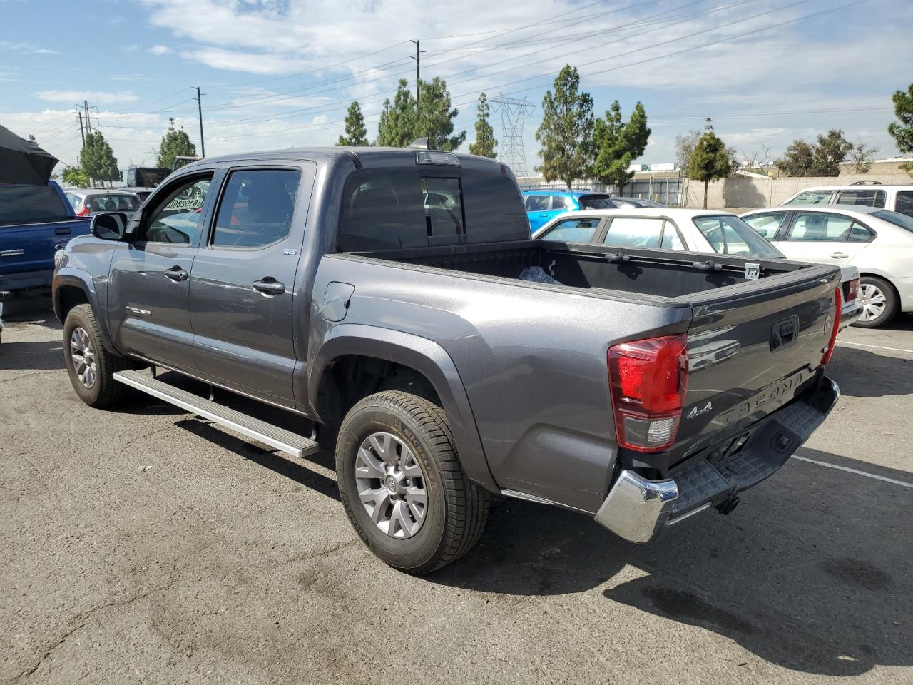 2019 TOYOTA TACOMA DOUBLE CAB photo 2