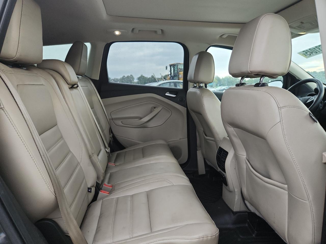 2017 FORD ESCAPE TITANIUM photo 31
