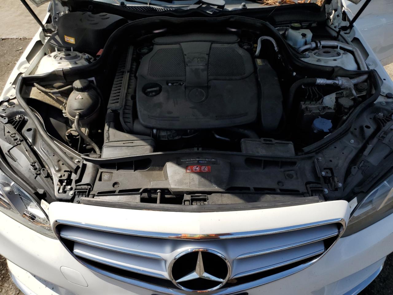 2016 MERCEDES-BENZ E 350 photo 41