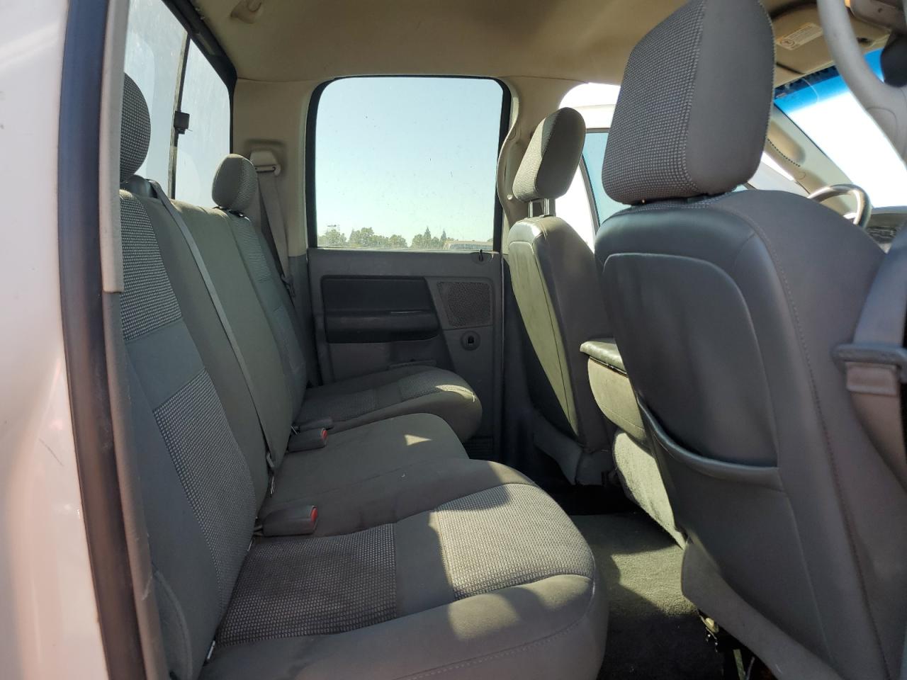 2006 DODGE RAM 2500 ST photo 19