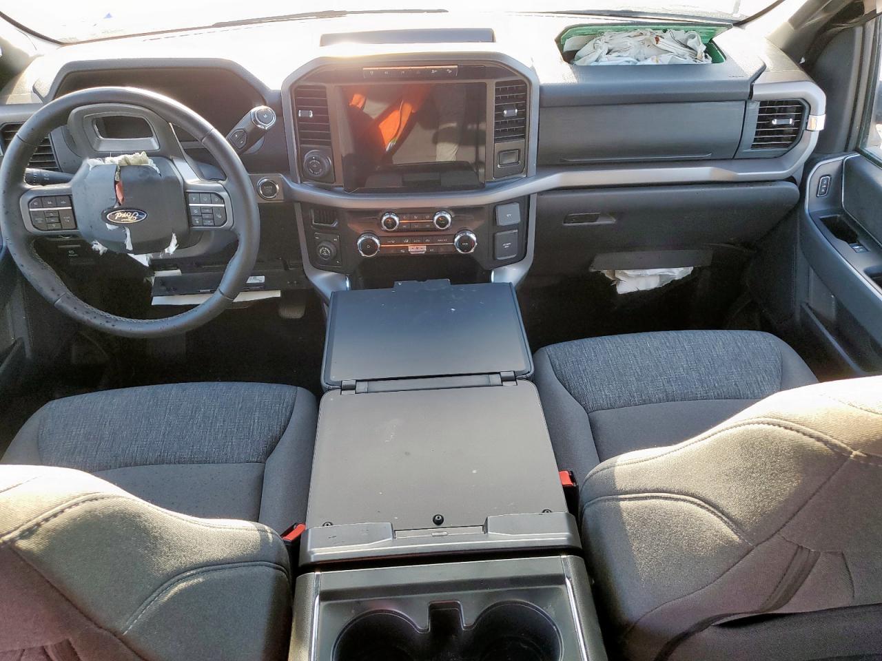 2024 FORD F150 XLT photo 8