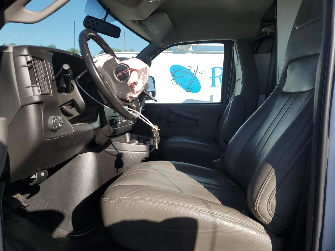 2023 GMC SAVANA G2500 UTILITY / SERVICE VAN photo 7