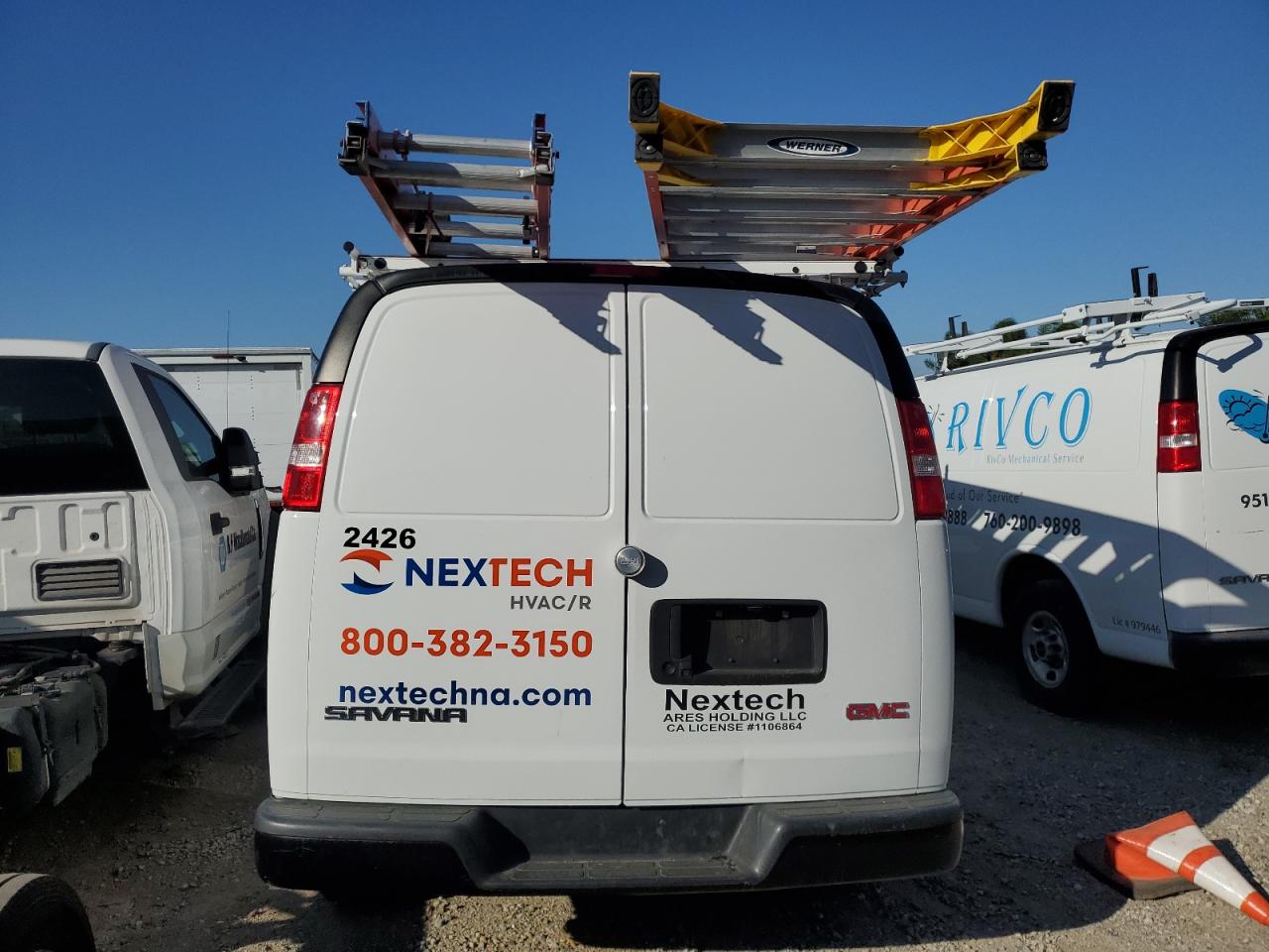 2023 GMC SAVANA G2500 UTILITY / SERVICE VAN photo 6