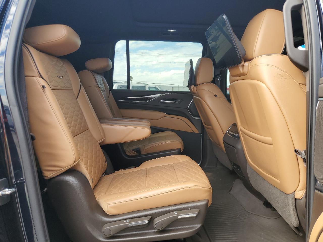 2021 CADILLAC ESCALADE ESV PREMIUM LUXURY photo 11