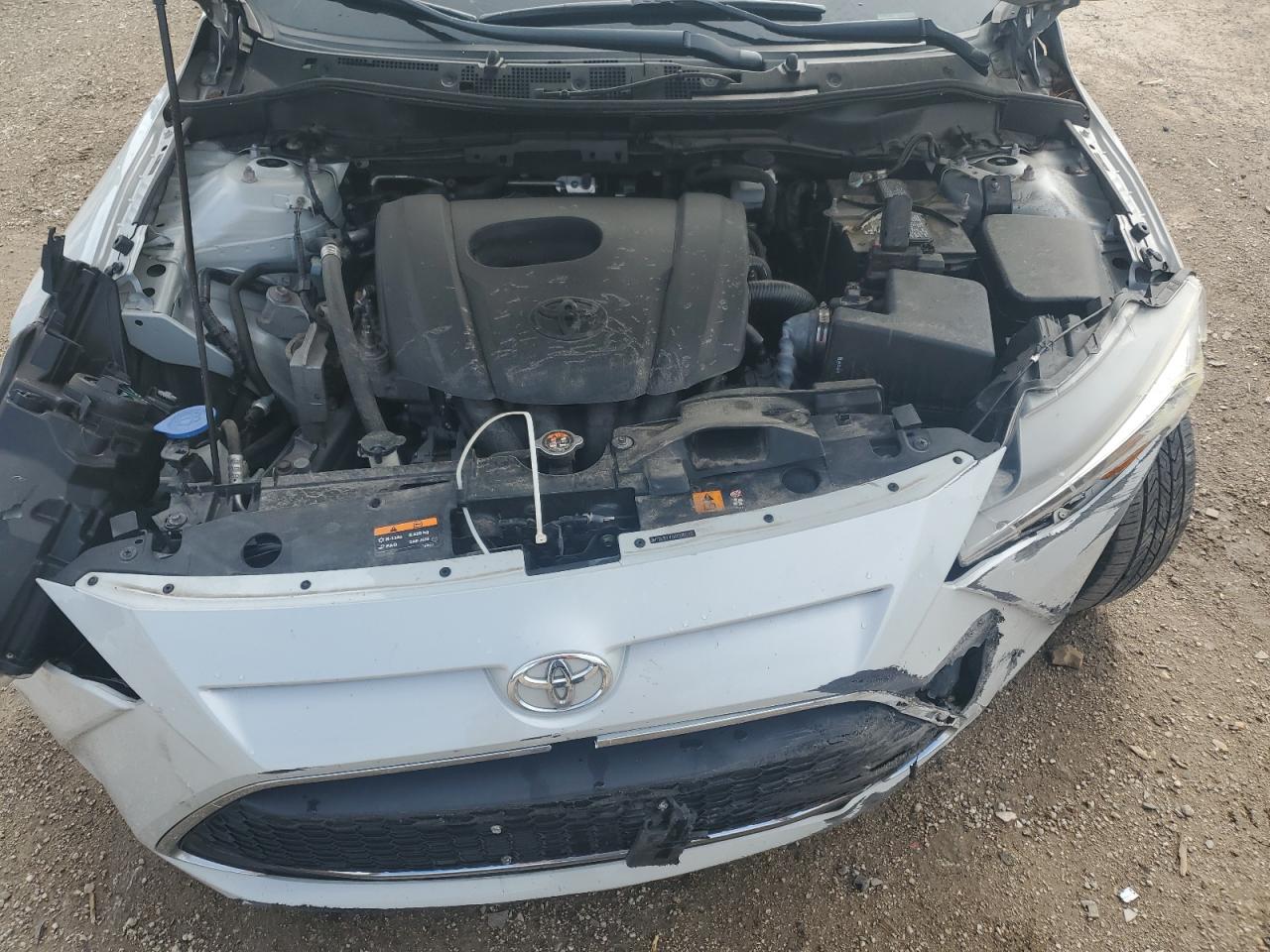 2019 TOYOTA YARIS LE photo 31