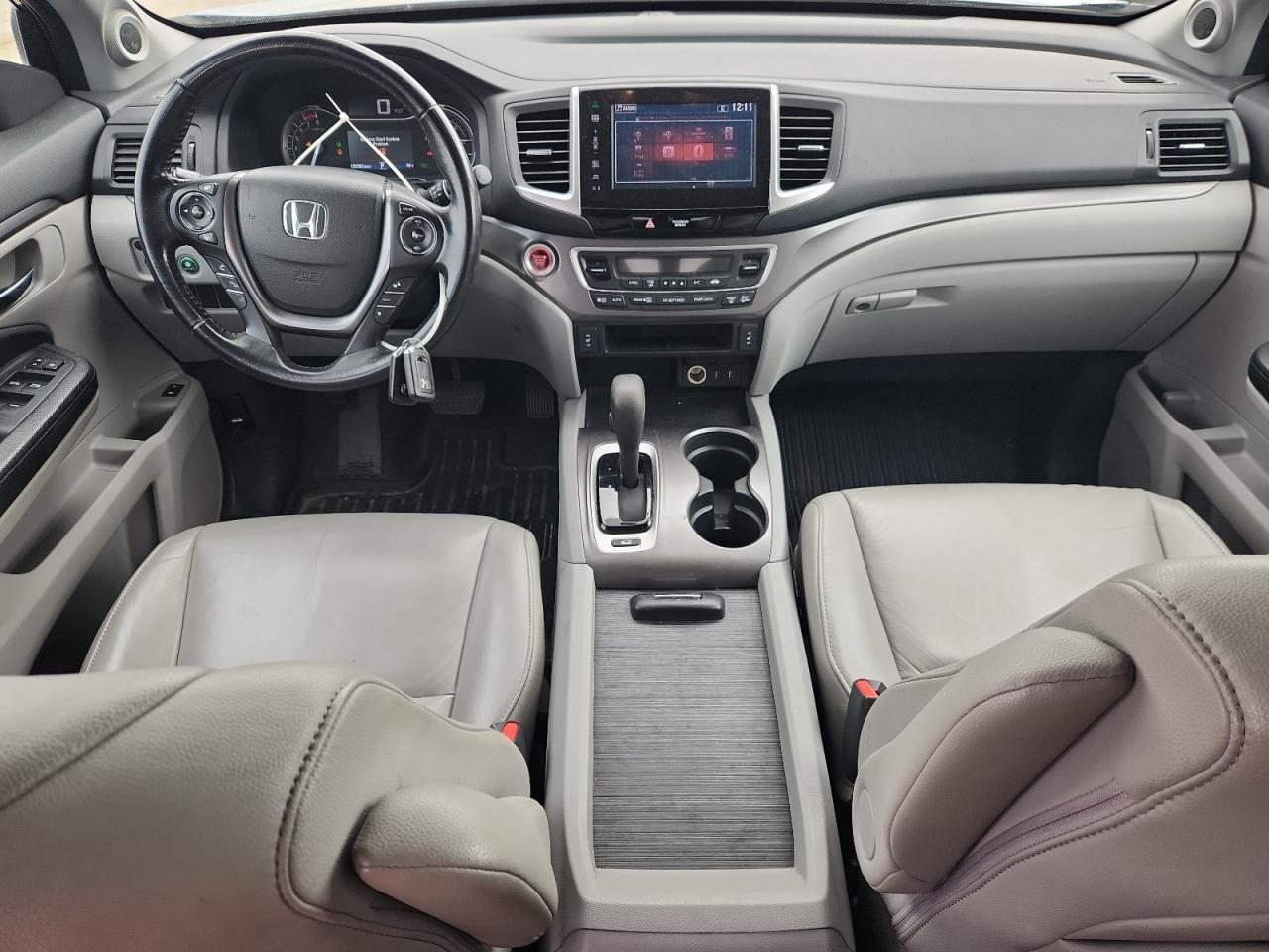 2016 HONDA PILOT EXL photo 8