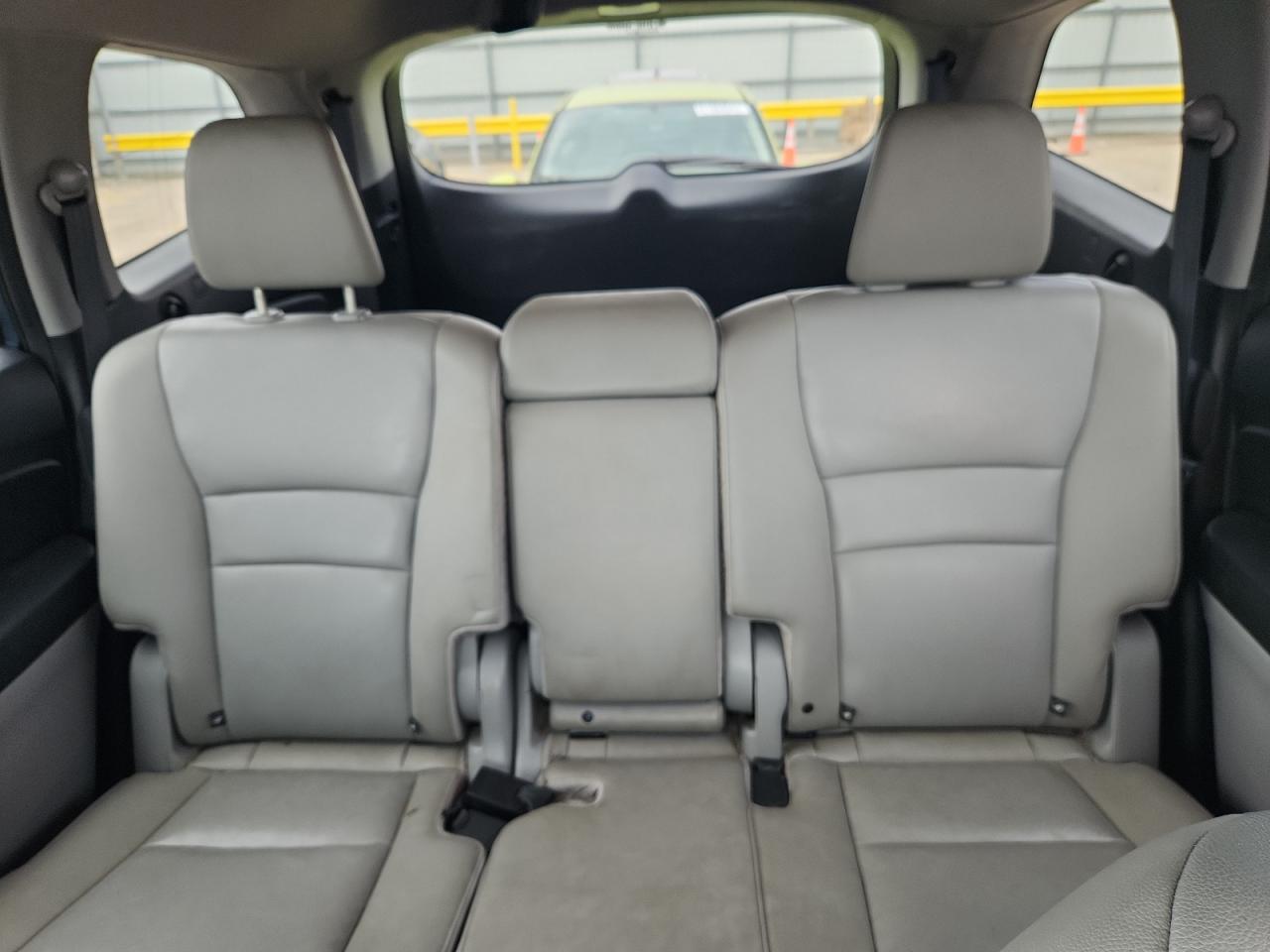 2016 HONDA PILOT EXL photo 10