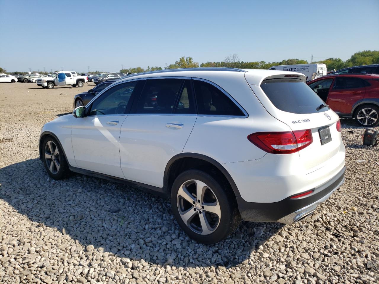 2016 MERCEDES-BENZ GLC 300 photo 5