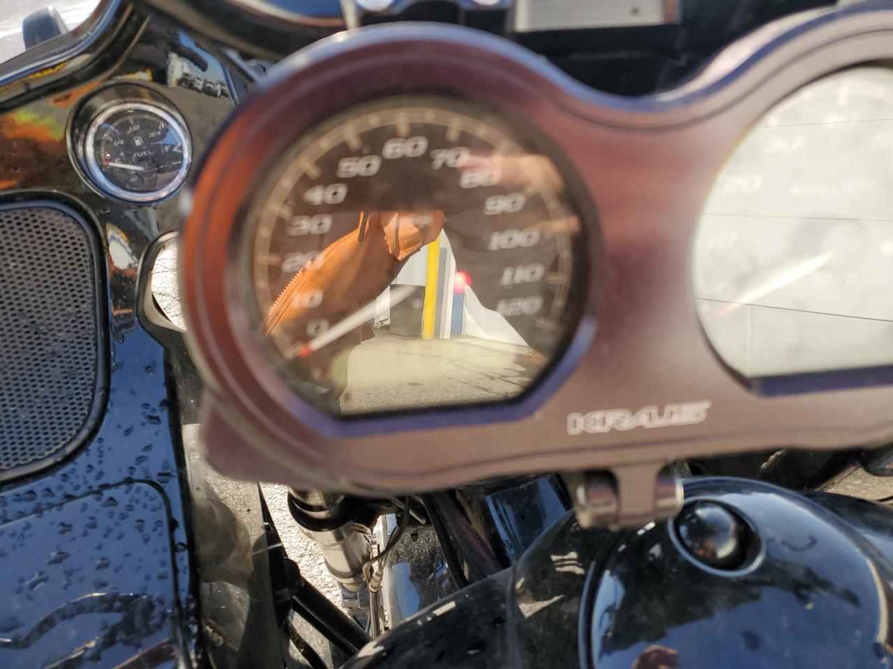 2018 HARLEY-DAVIDSON FLTRXS ROAD GLIDE SPECIAL photo 7