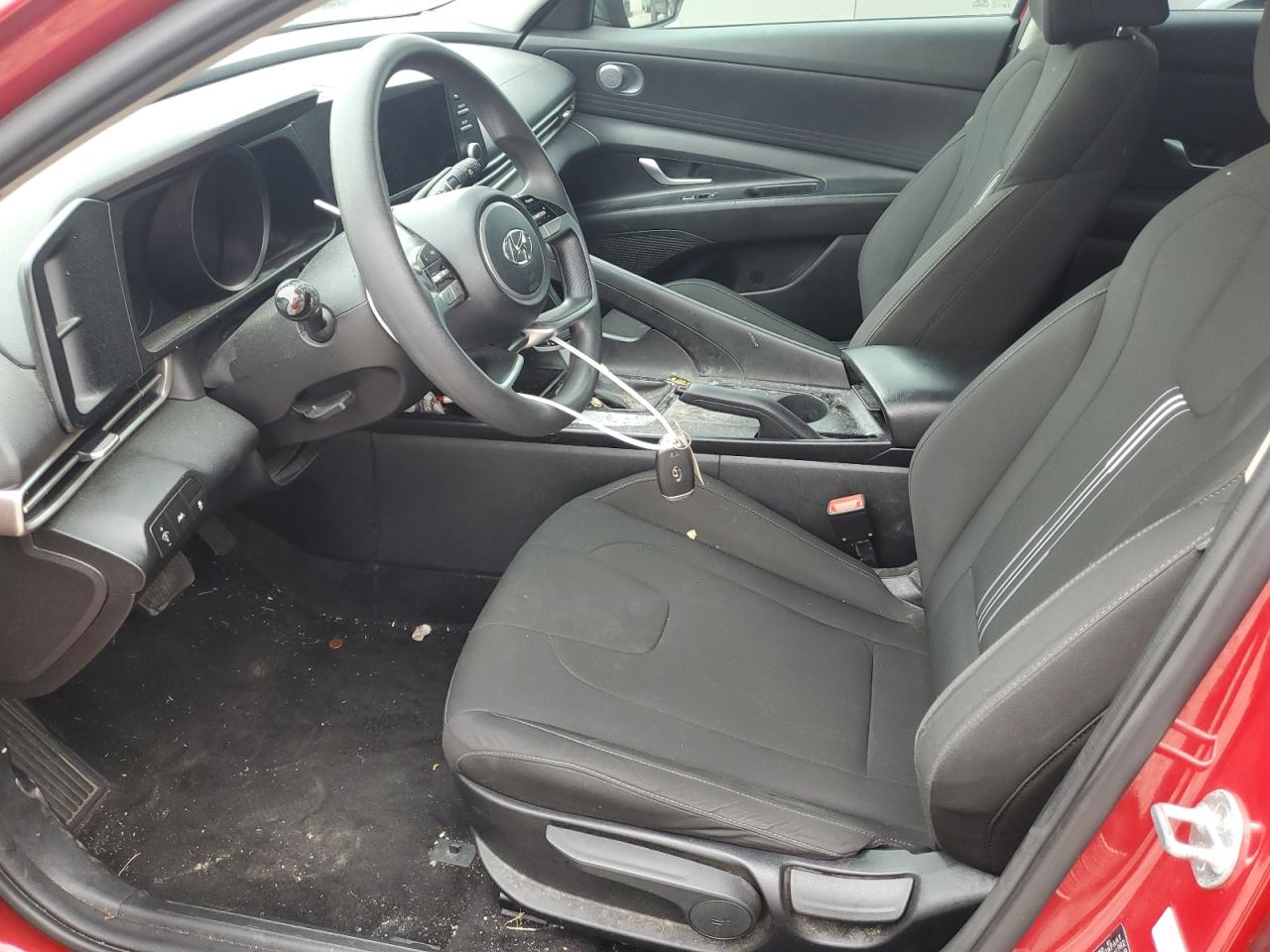 2023 HYUNDAI ELANTRA SEL photo 13