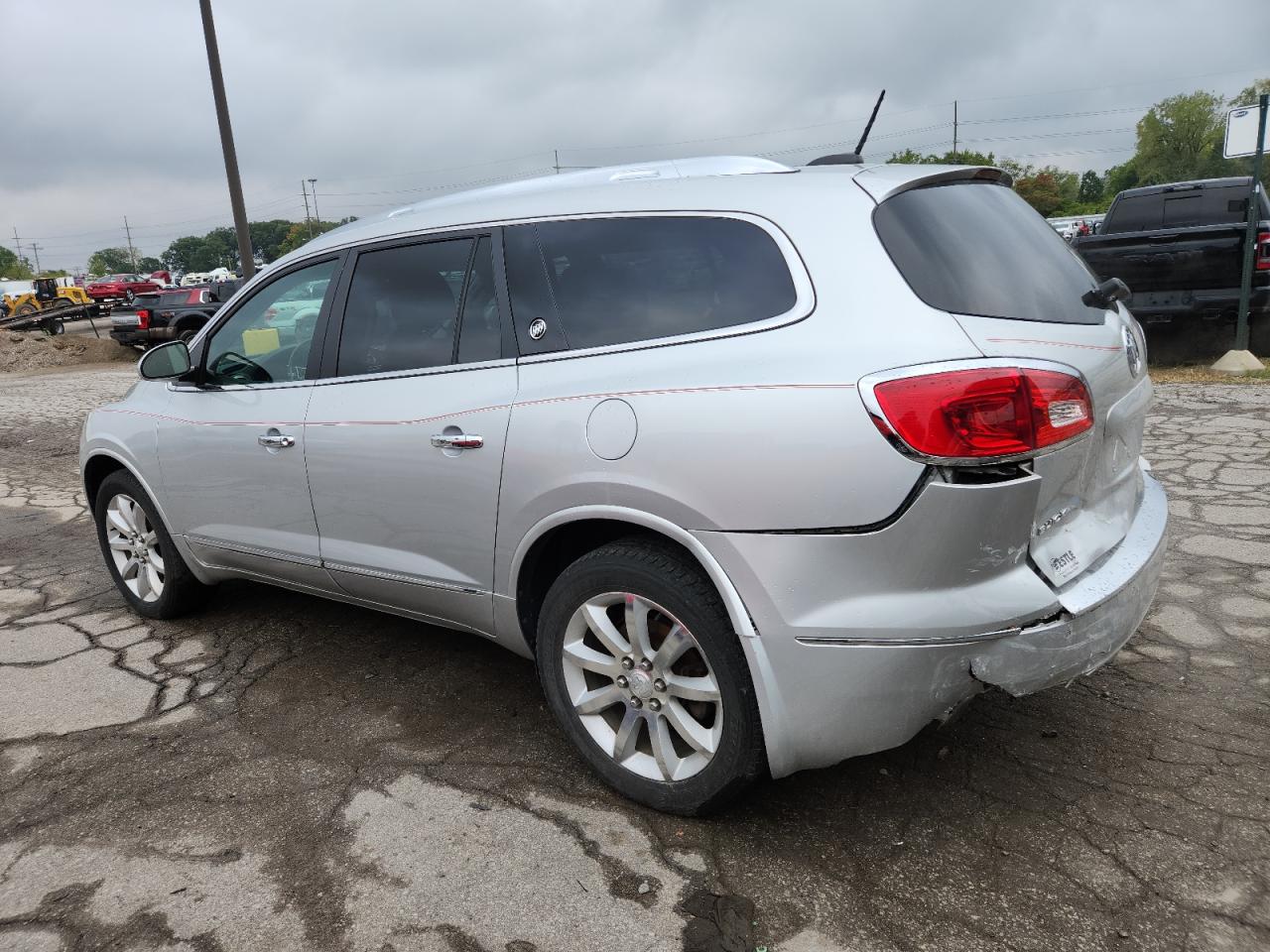 2016 BUICK ENCLAVE photo 3