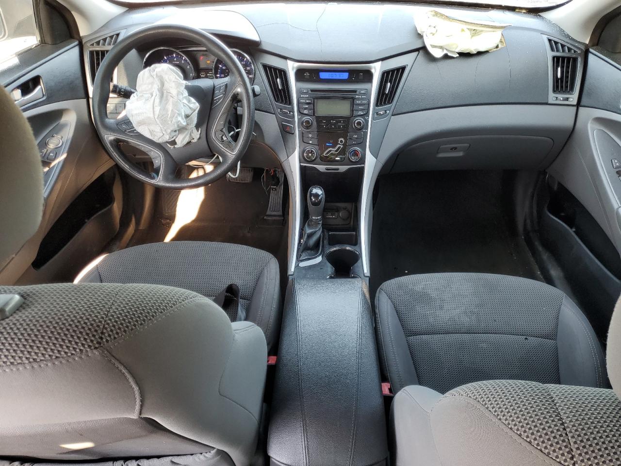 2013 HYUNDAI SONATA GLS photo 15