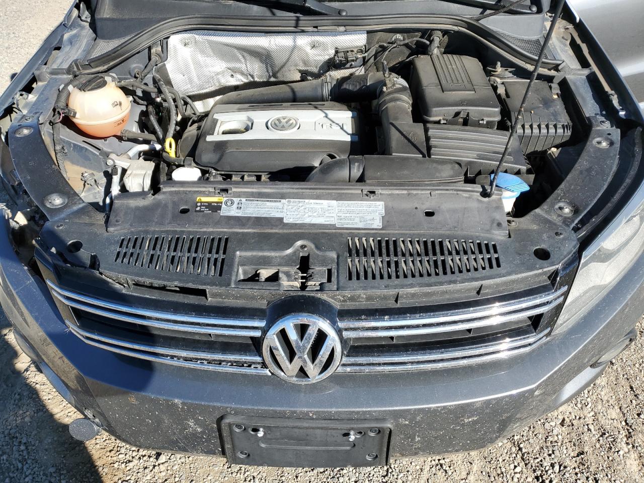 2016 VOLKSWAGEN TIGUAN S photo 23