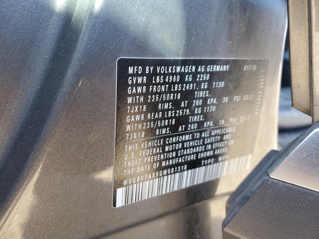2016 VOLKSWAGEN TIGUAN S photo 25