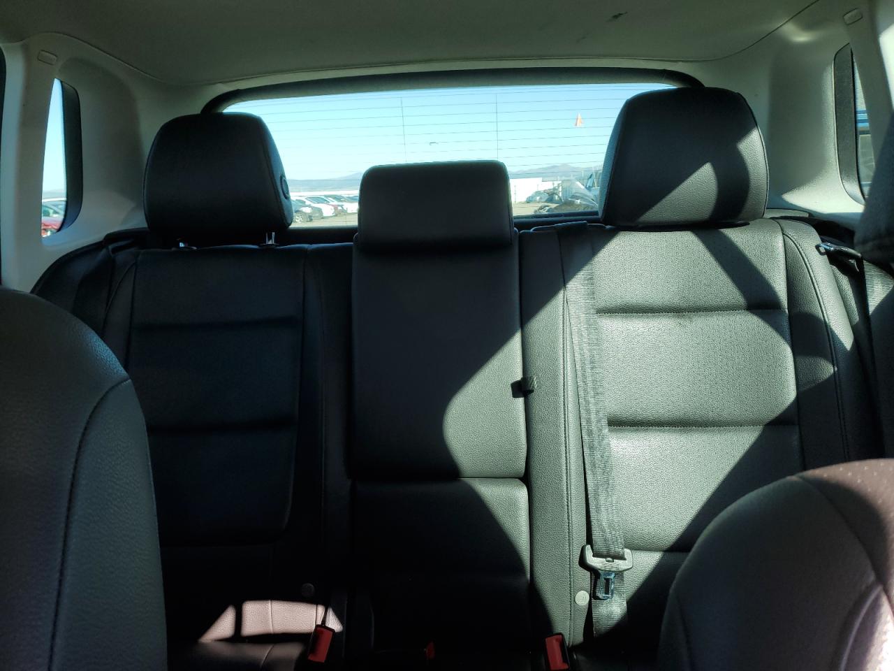 2016 VOLKSWAGEN TIGUAN S photo 19
