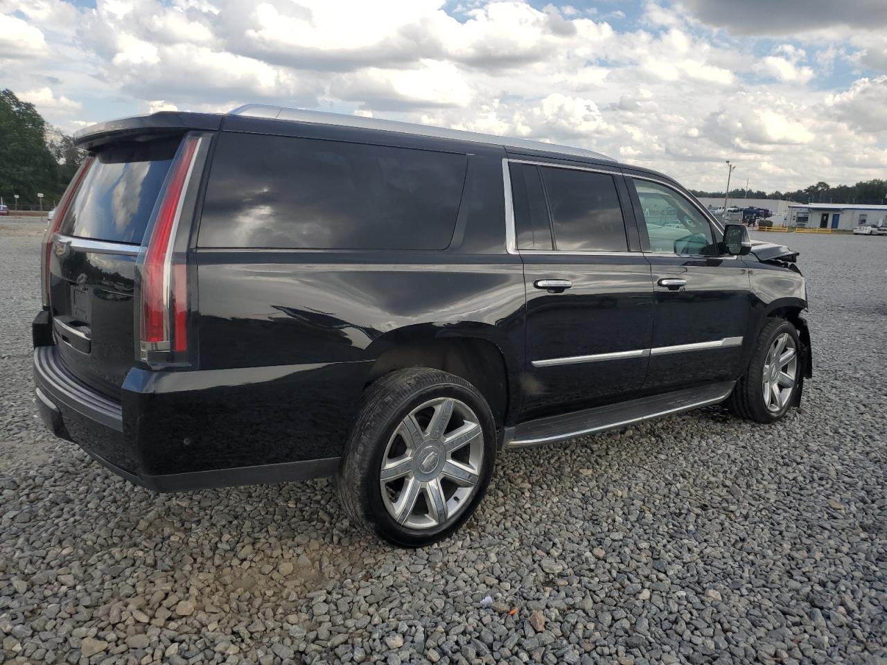 2019 CADILLAC ESCALADE ESV LUXURY photo 5