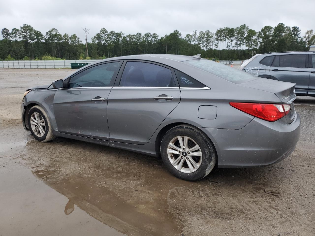 2013 HYUNDAI SONATA photo 2