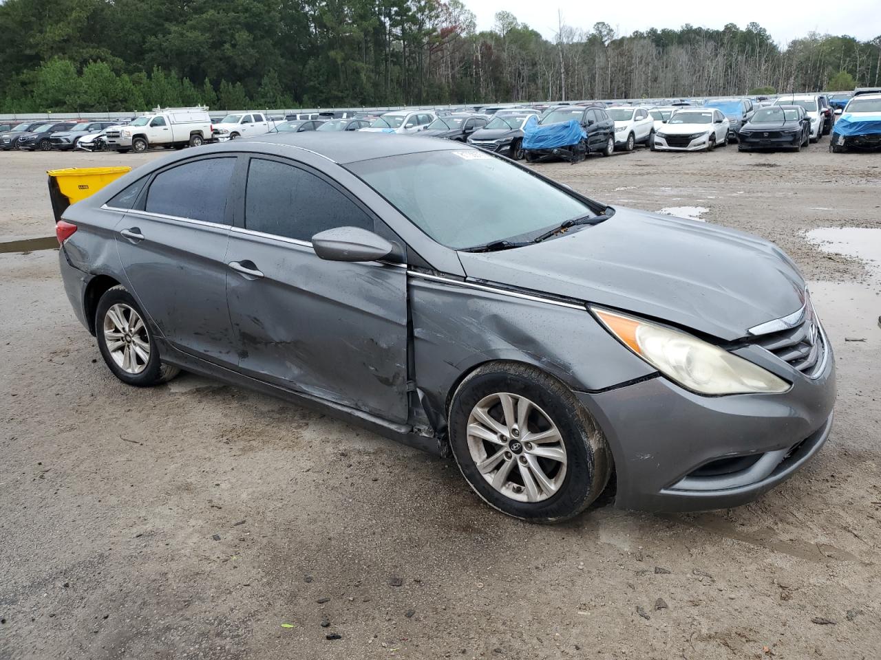 2013 HYUNDAI SONATA photo 4