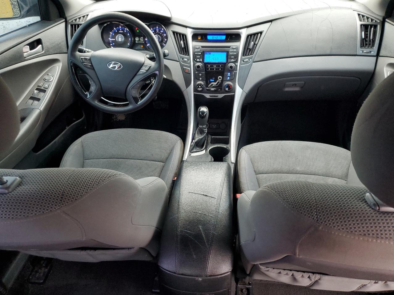 2013 HYUNDAI SONATA photo 8