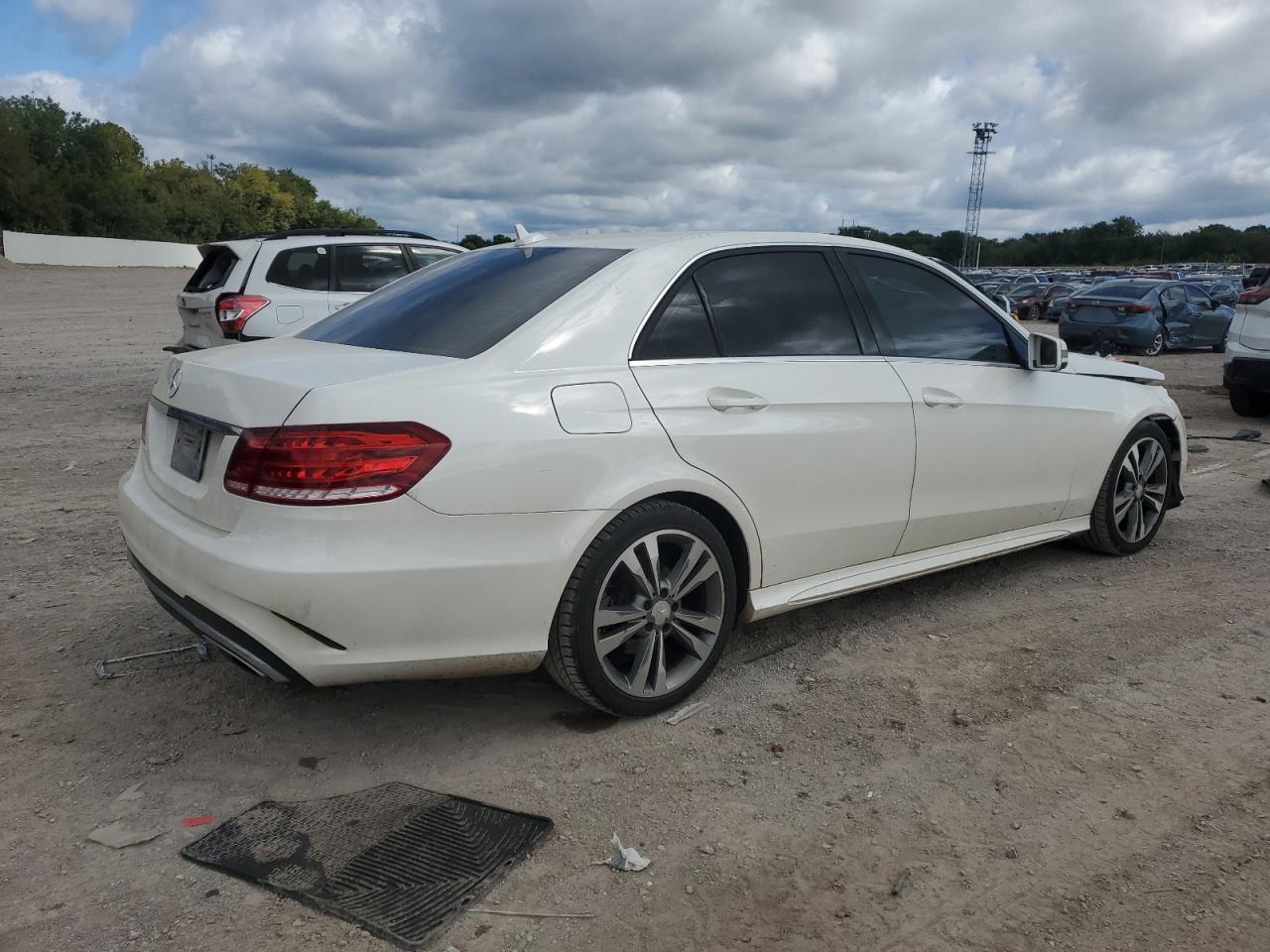 2014 MERCEDES-BENZ E 350 photo 3
