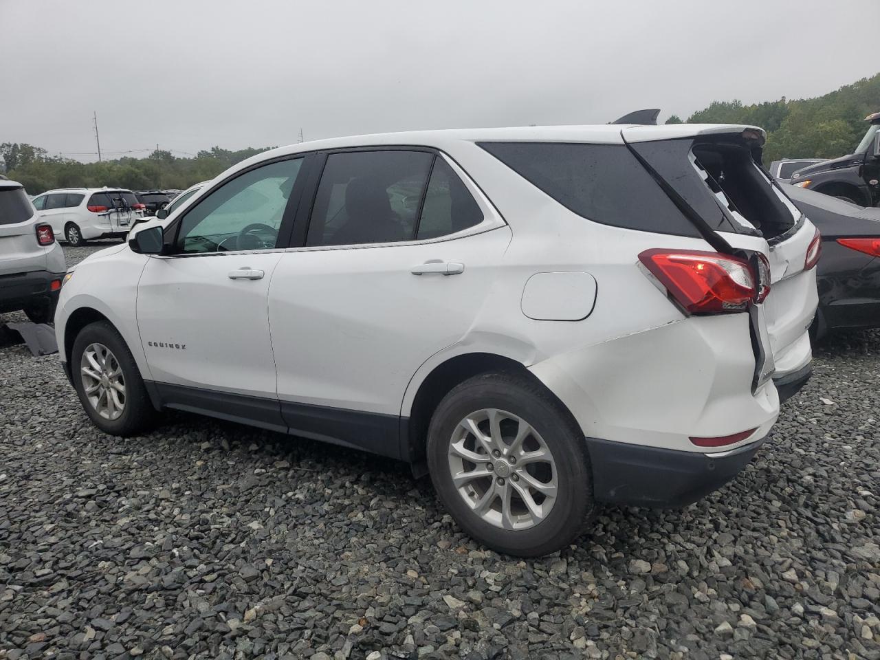2020 CHEVROLET EQUINOX LT photo 3