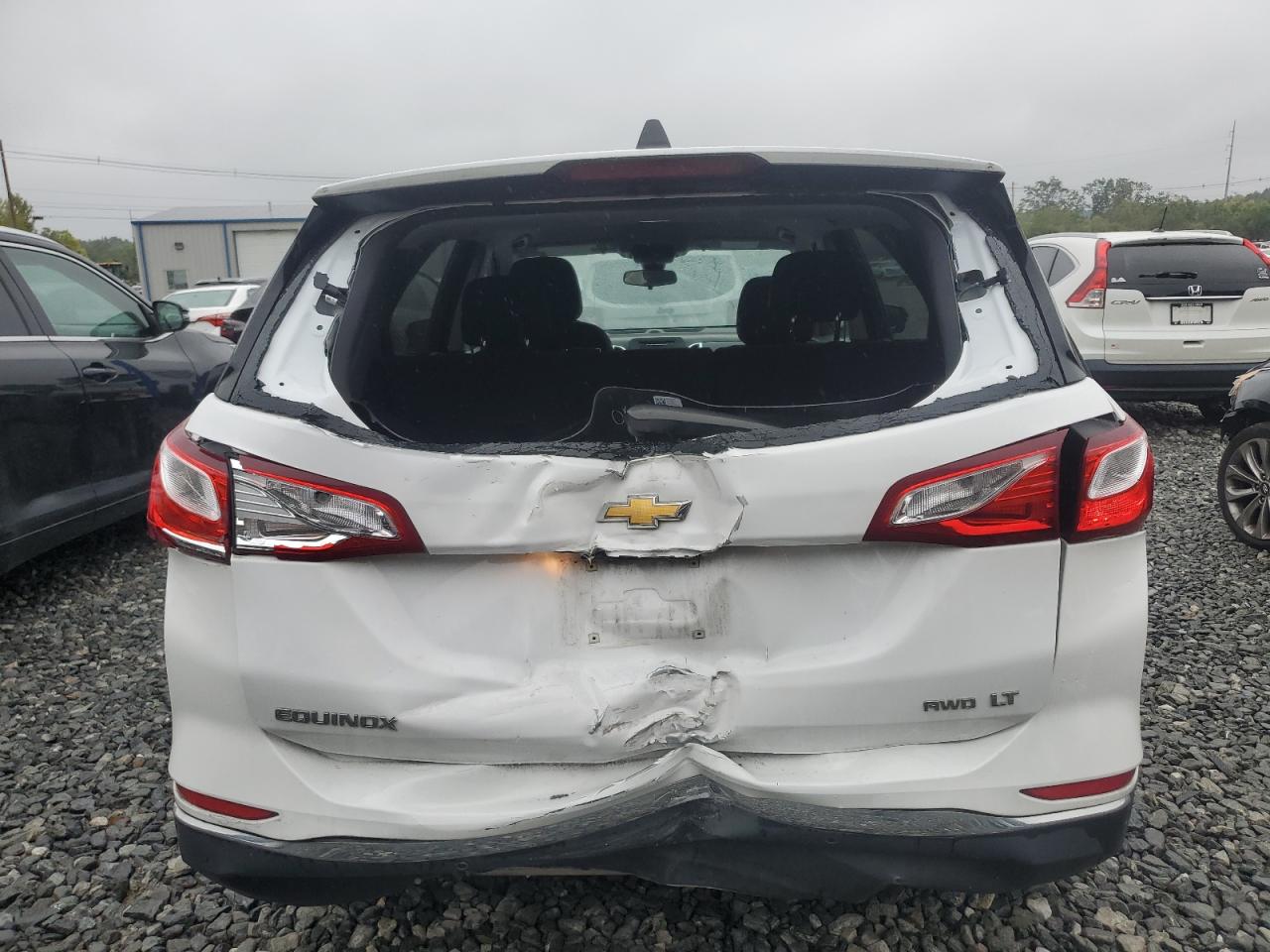 2020 CHEVROLET EQUINOX LT photo 11