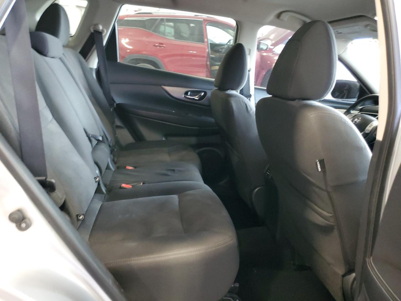 2016 NISSAN ROGUE S photo 31