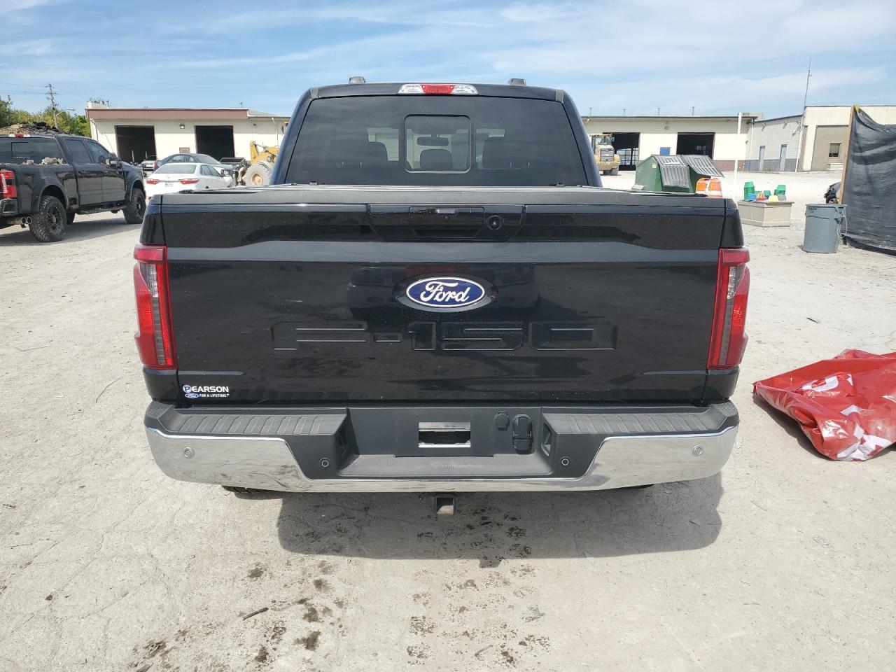 2025 FORD F150 XLT photo 6