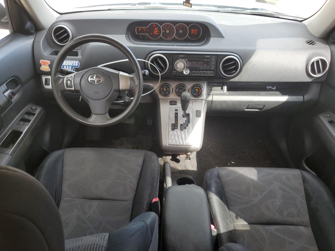 2011 TOYOTA SCION XB photo 15