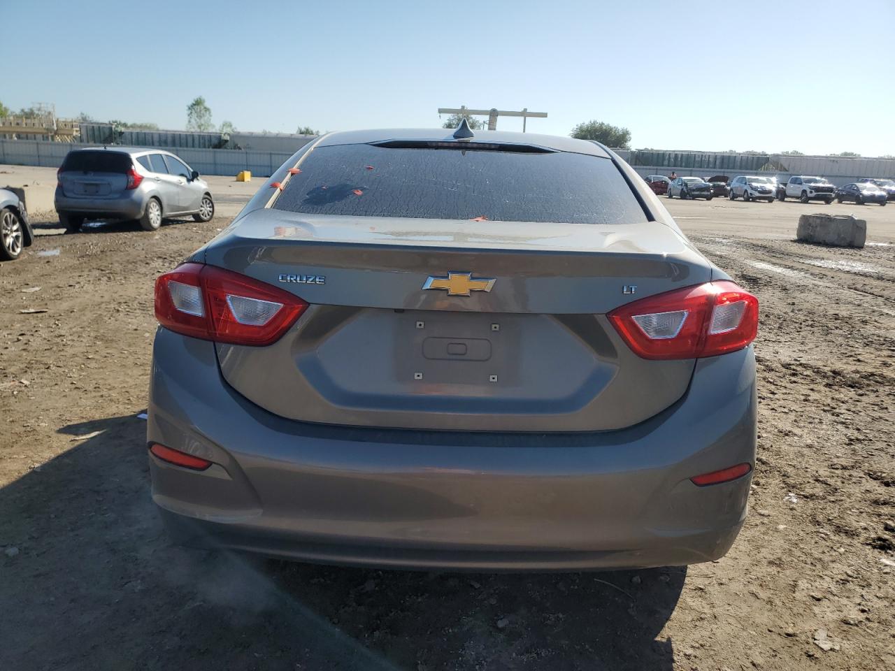 2017 CHEVROLET CRUZE LT photo 6