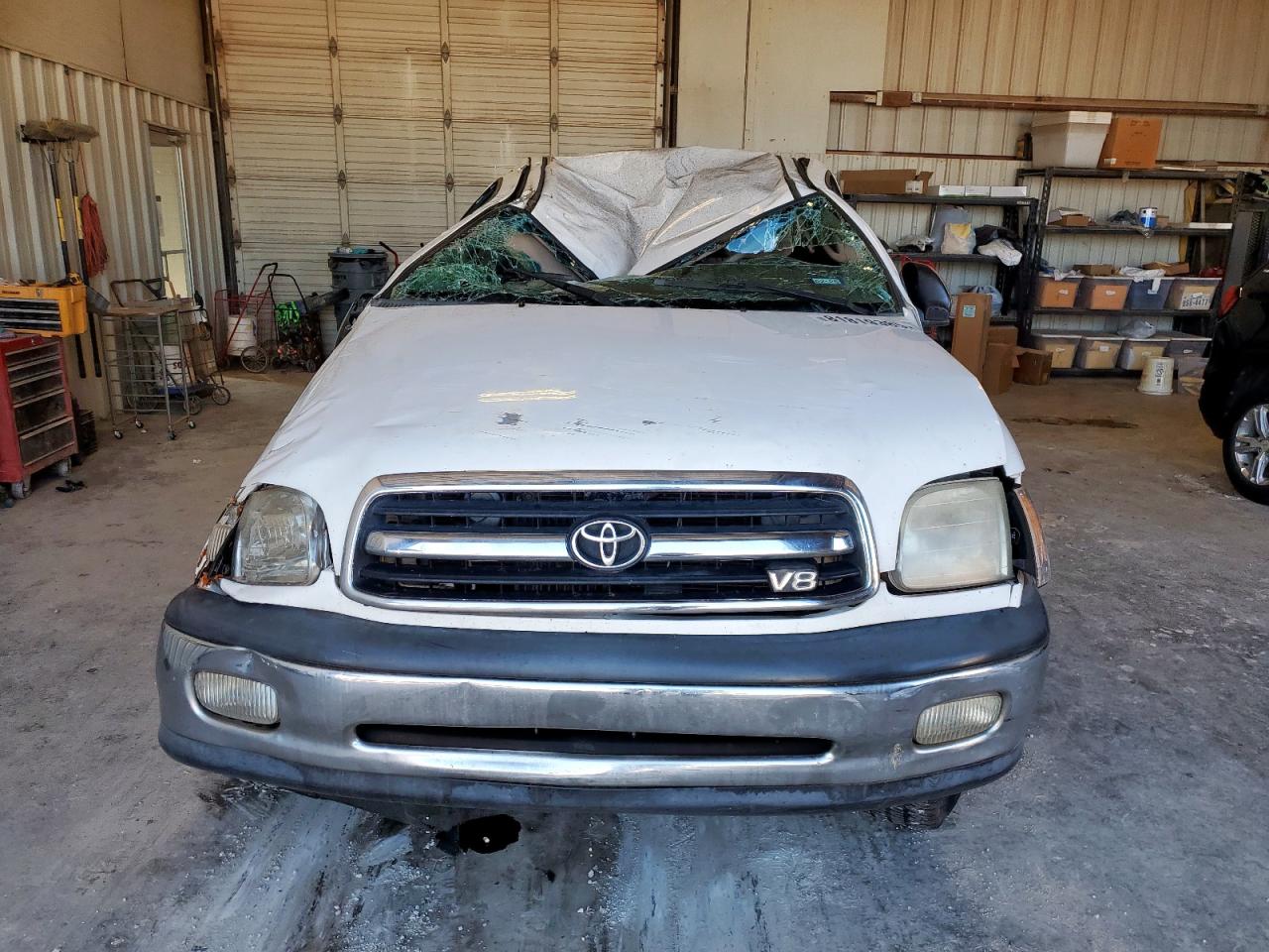 2001 TOYOTA TUNDRA photo 9