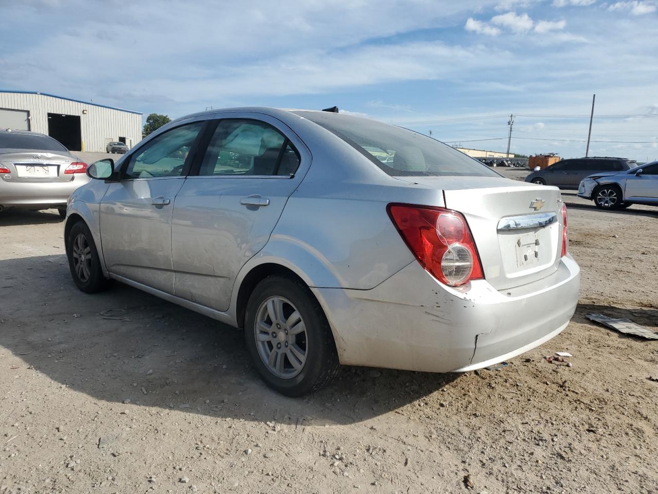 2014 CHEVROLET SONIC LT photo 2