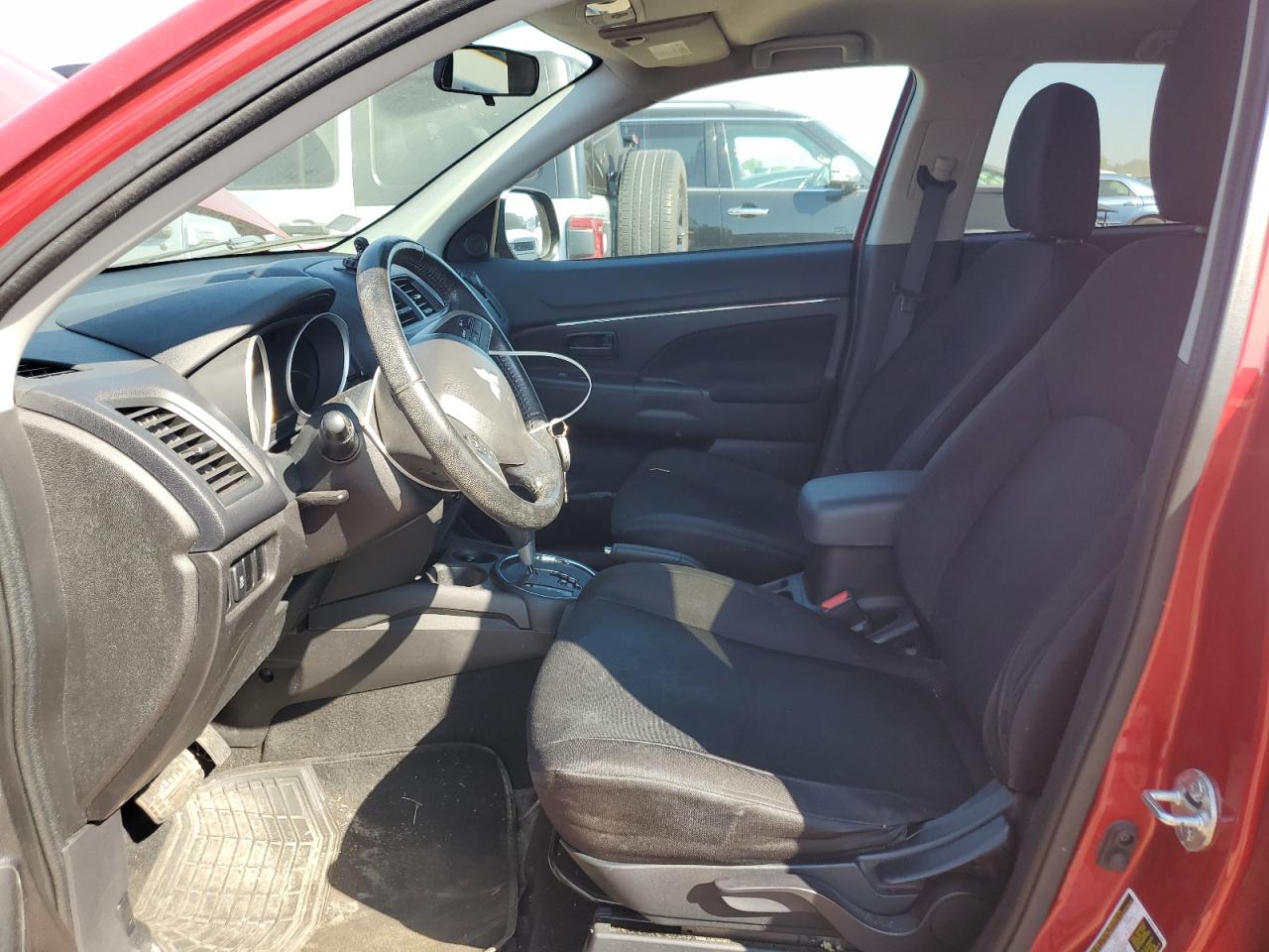2015 MITSUBISHI OUTLANDER SPORT ES photo 13