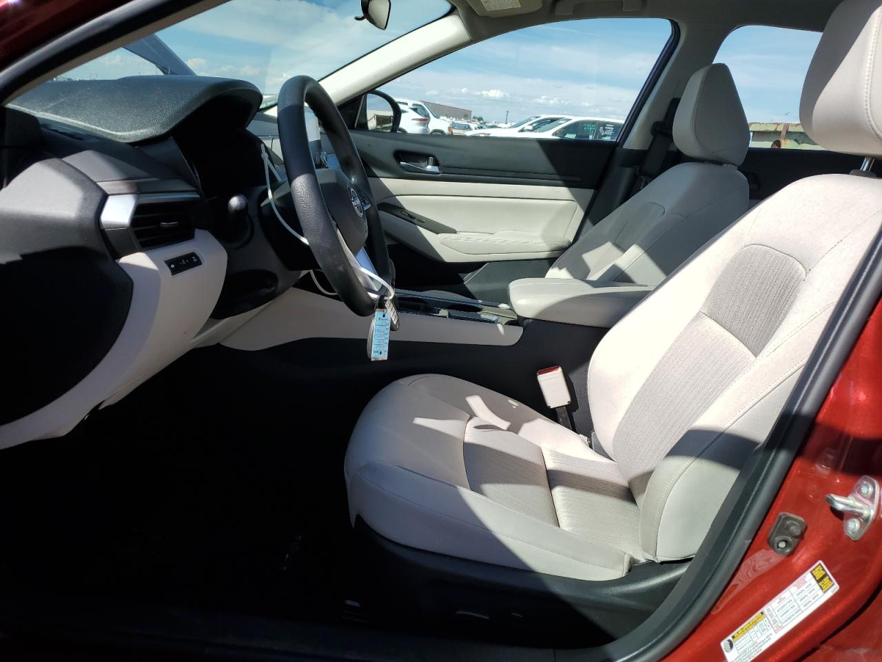 2024 NISSAN ALTIMA SV photo 13