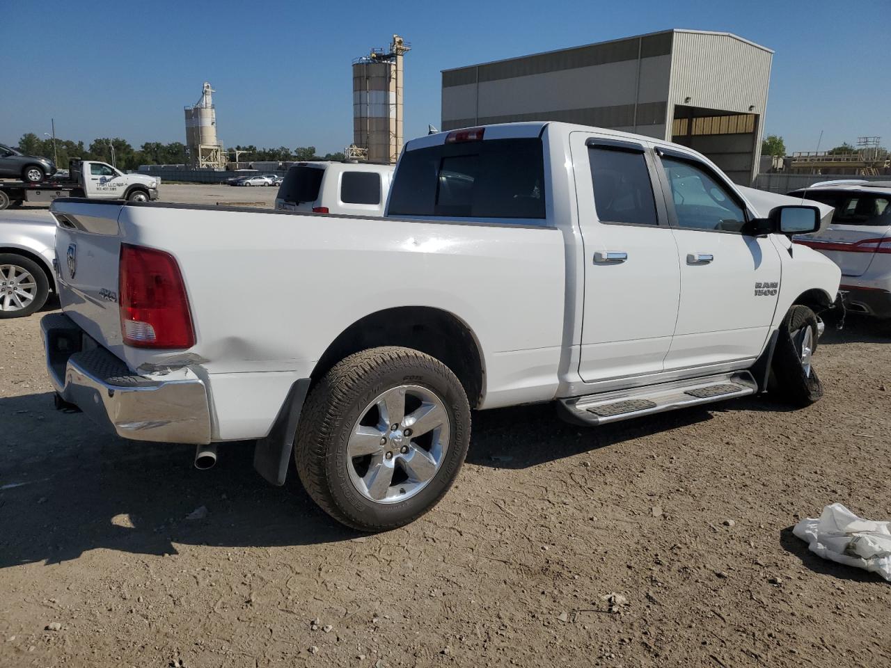 2014 RAM 1500 SLT photo 7