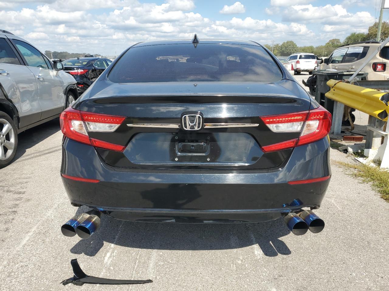 2020 HONDA ACCORD SPORT photo 6