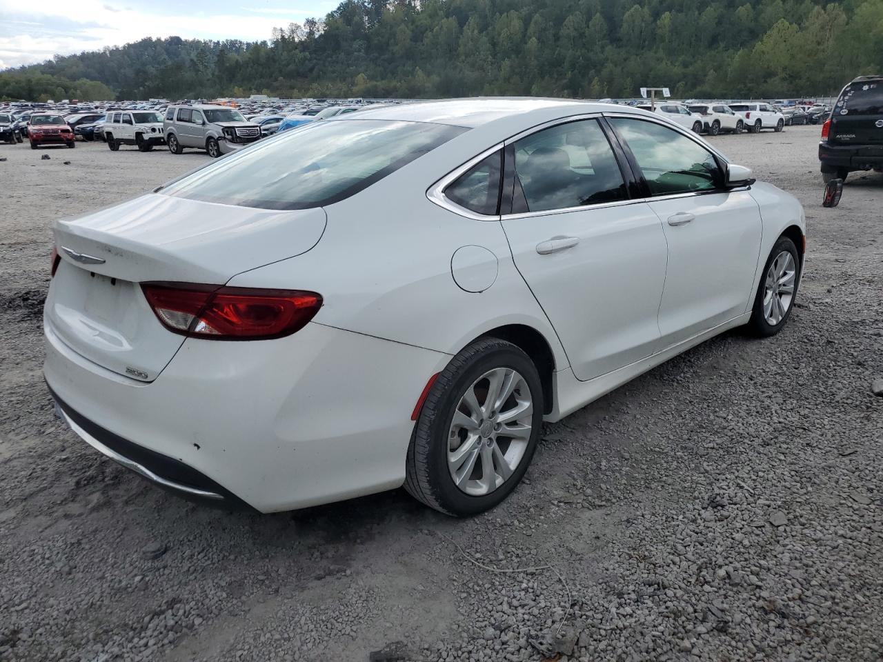 2015 CHRYSLER 200 LIMITED photo 7