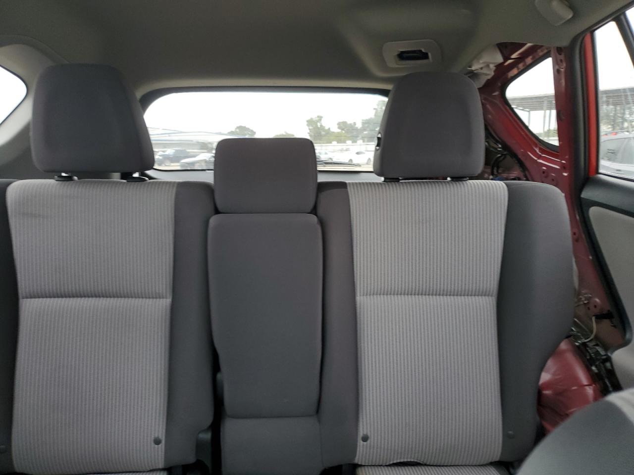 2014 TOYOTA RAV4 LE photo 10