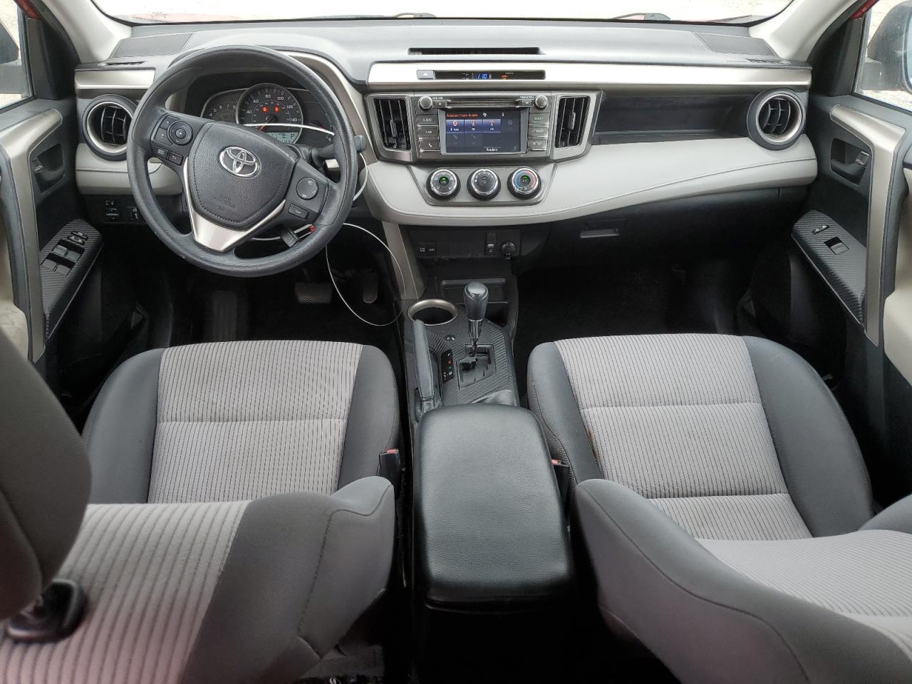 2014 TOYOTA RAV4 LE photo 8