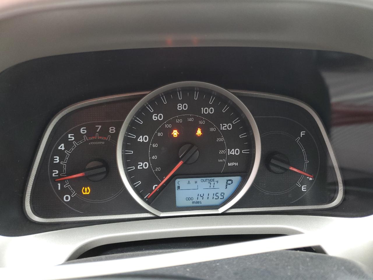 2014 TOYOTA RAV4 LE photo 9