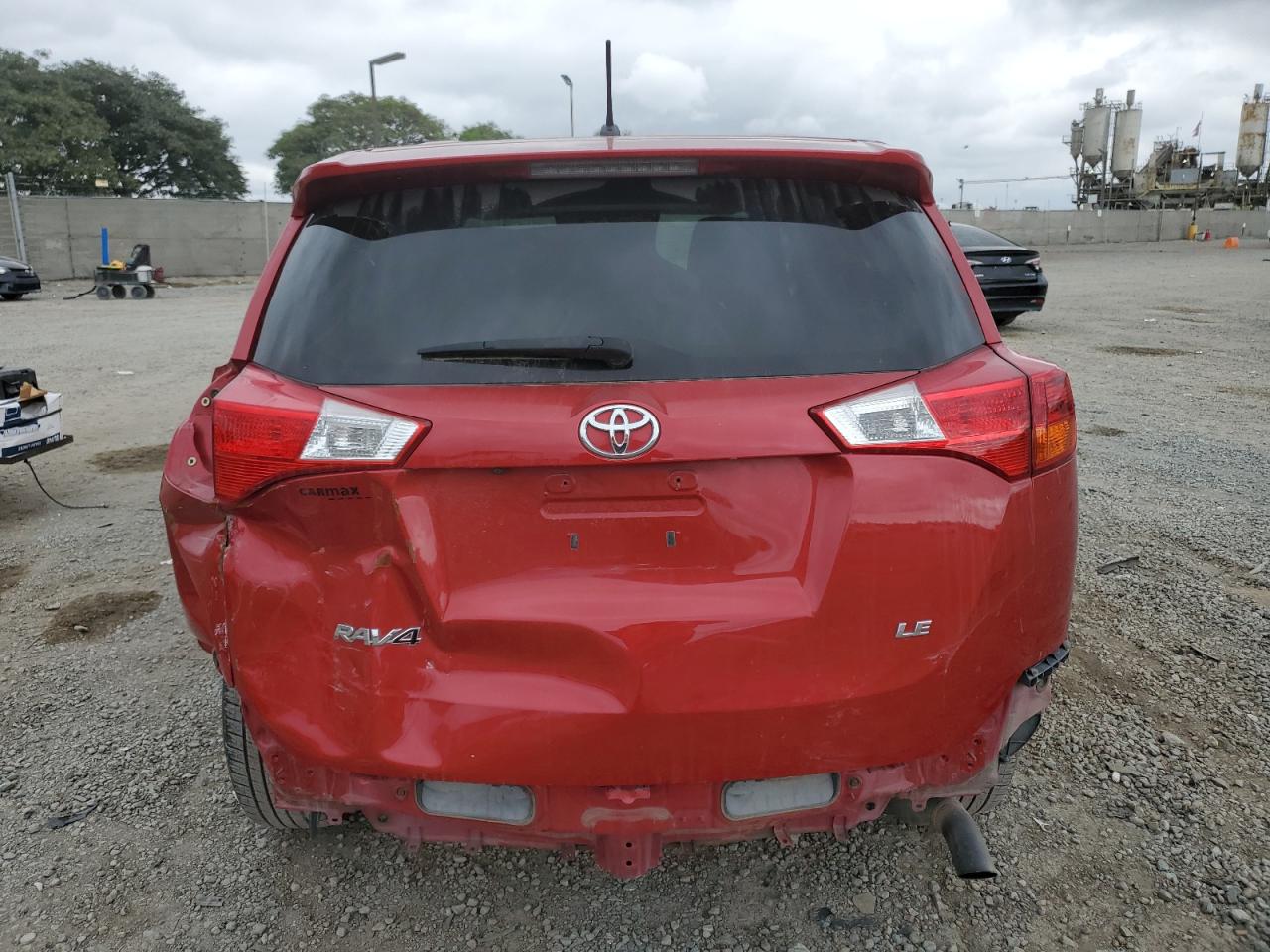 2014 TOYOTA RAV4 LE photo 6